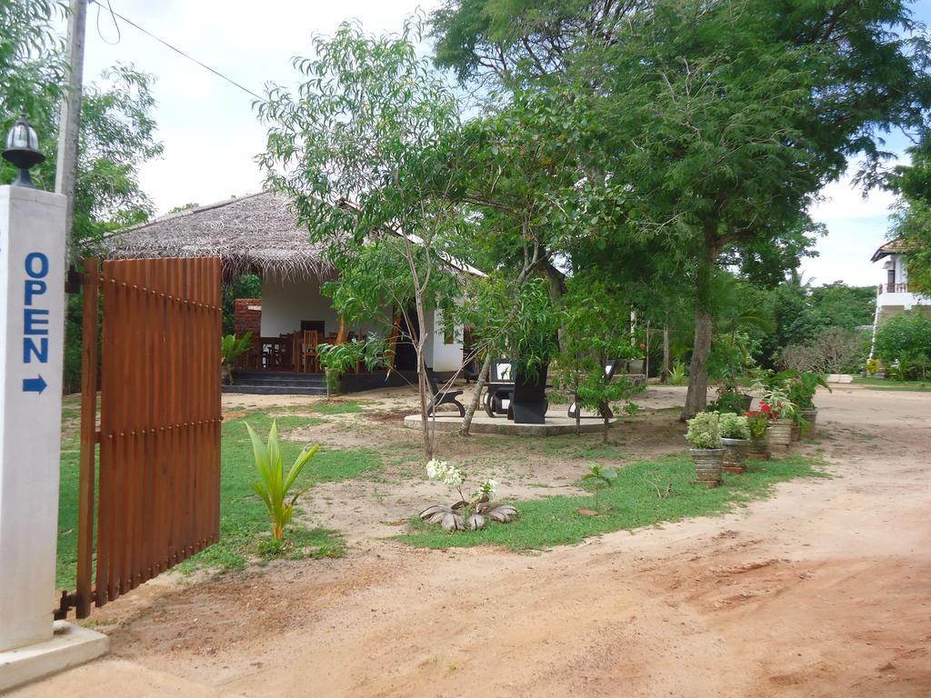 Rock Pool Residence แทนกาลเล ภายนอก รูปภาพ